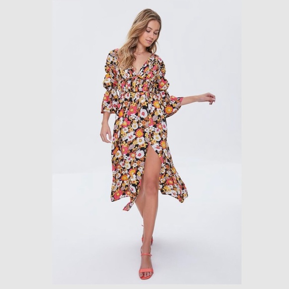 Floral Print Bell Sleeve Dress - Picture 2 of 6
